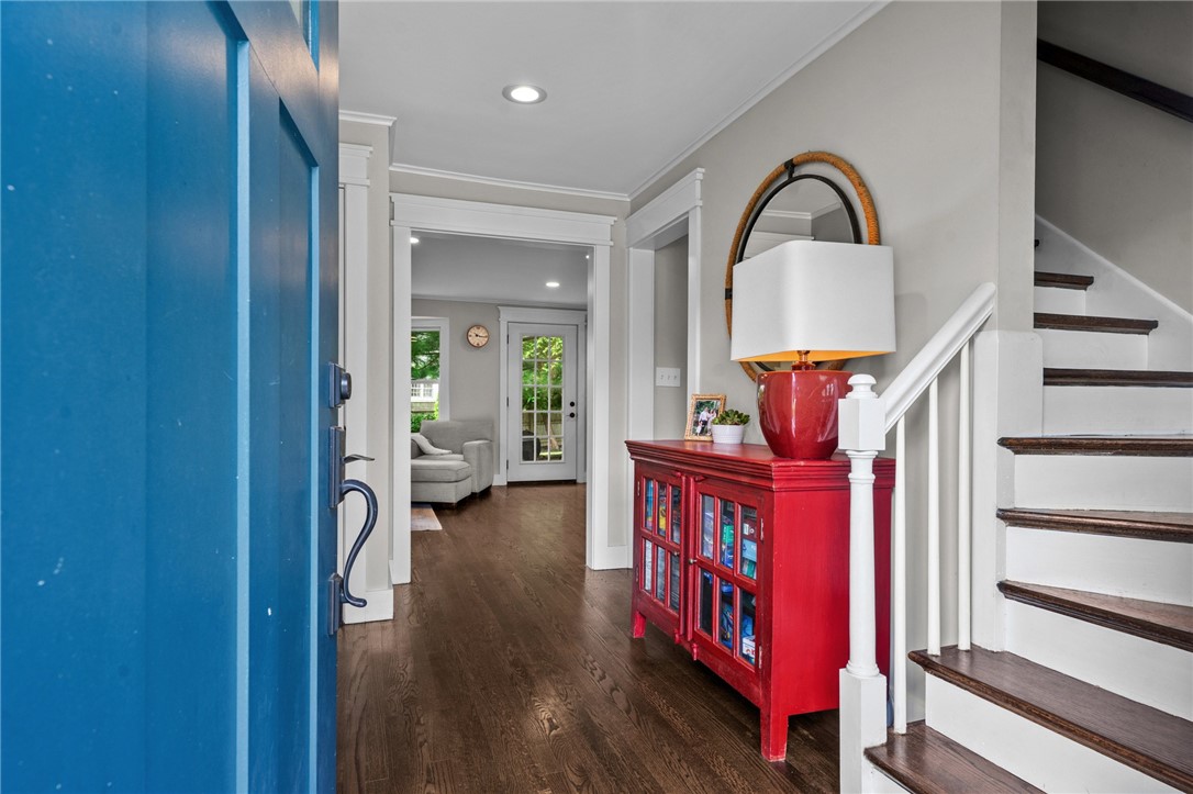 7 Lee Road Barrington, RI 02806 - Photo 28 of 33 Front entrance.