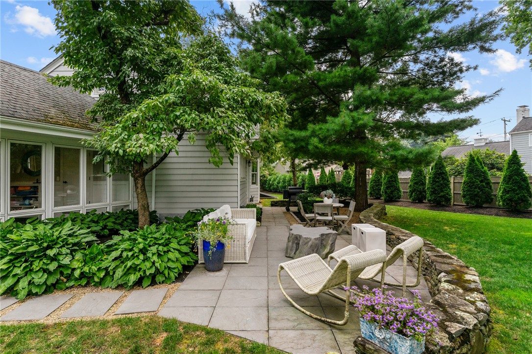 7 Lee Road Barrington, RI 02806 - Photo 32 of 33