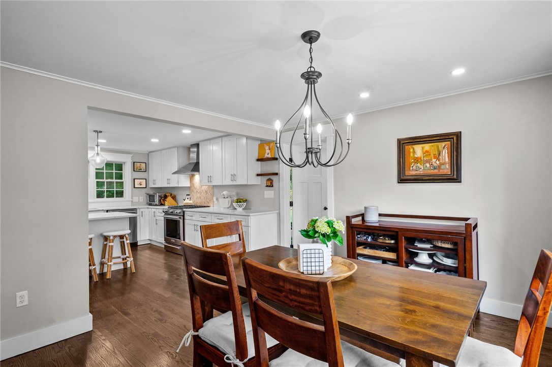 7 Lee Road Barrington, RI 02806 - Photo 8 of 33