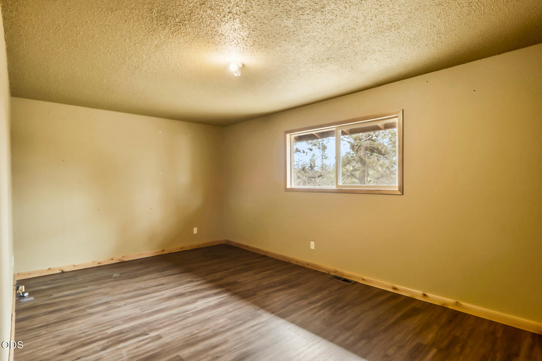 22305 Neff Road Bend, OR 97701 - Photo 25 of 55