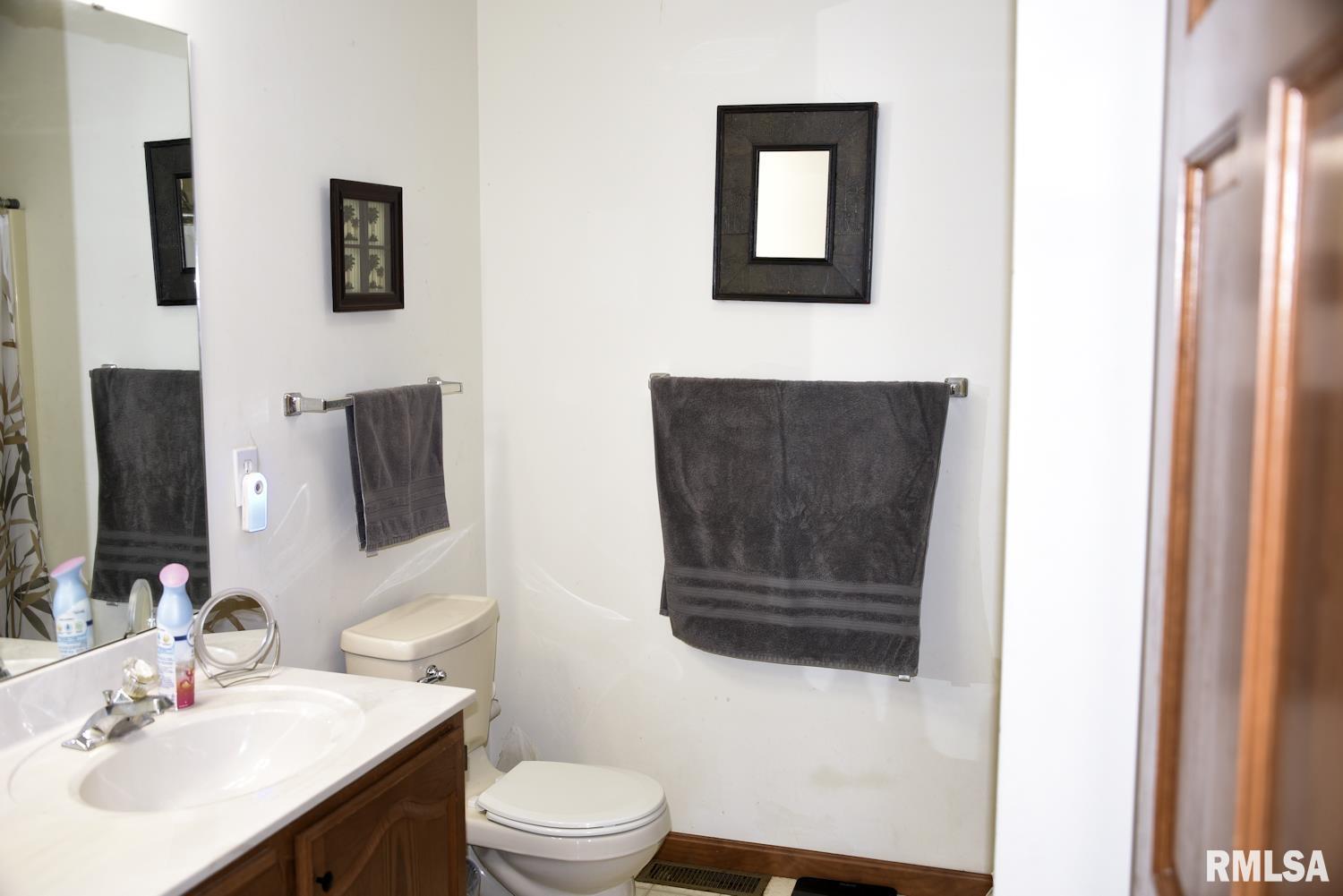 2604 Hastings Road Chatham, IL 62629 - Photo 21 of 26