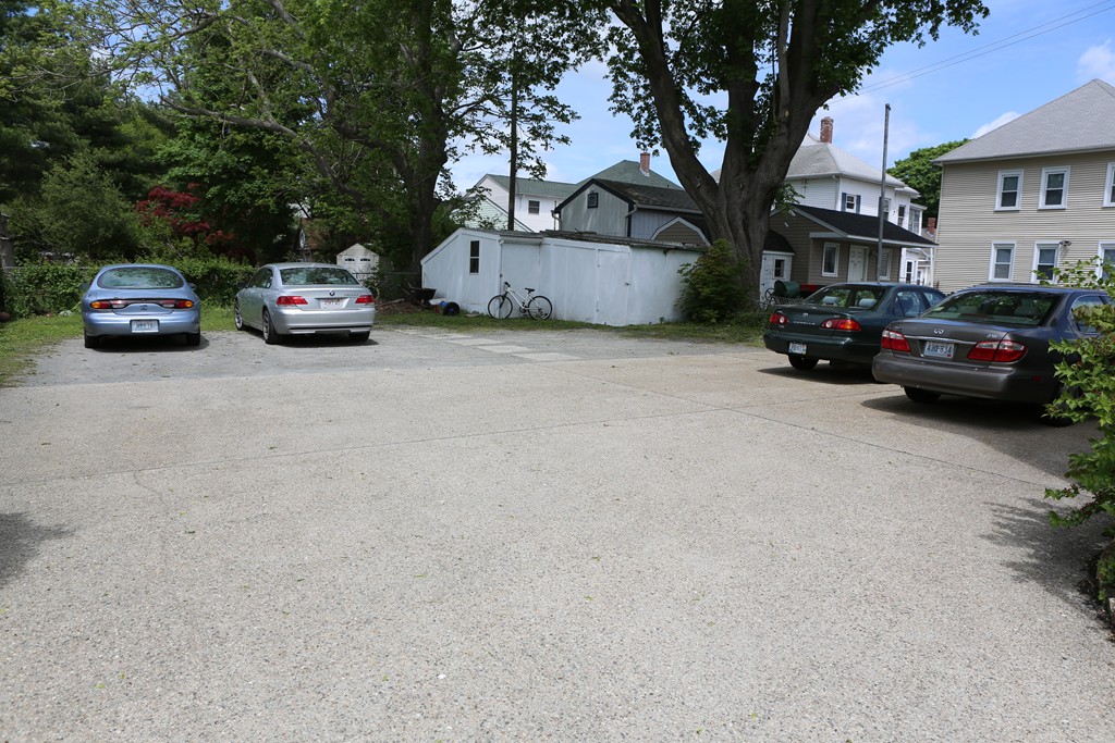 92-94 Kickemuit Road Warren, RI 02885 - Photo 2 of 30 Gallery Image 2