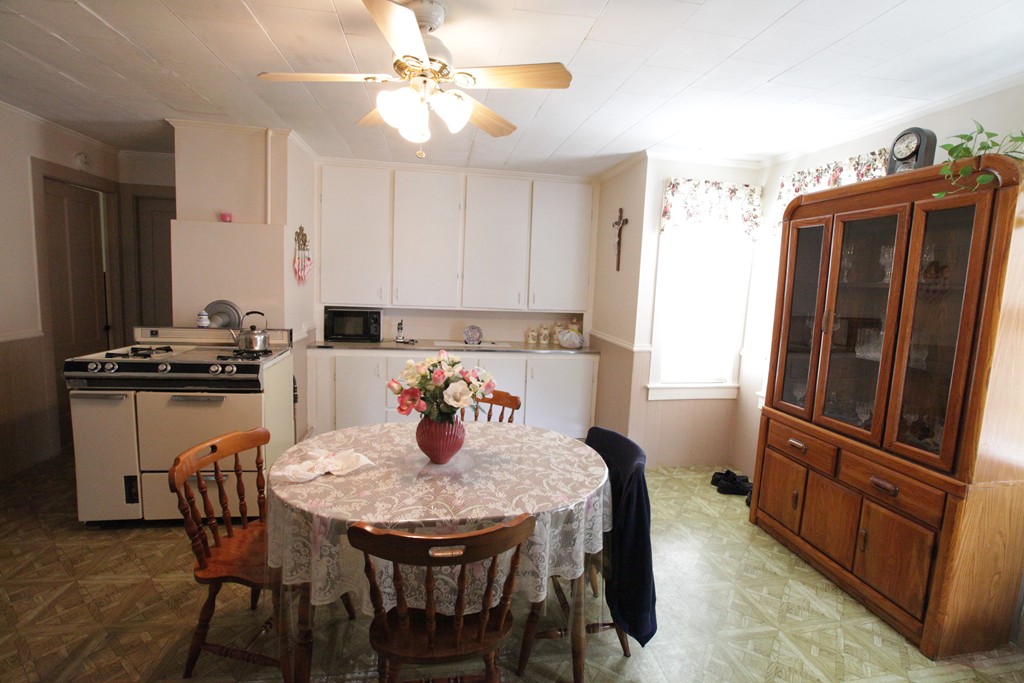 92-94 Kickemuit Road Warren, RI 02885 - Photo 9 of 30 Gallery Image 9