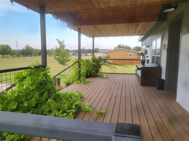 $2,250 | 192 Lazy River Lane, Elgin, TX 78621