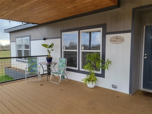 $2,250 | 192 Lazy River Lane, Elgin, TX 78621