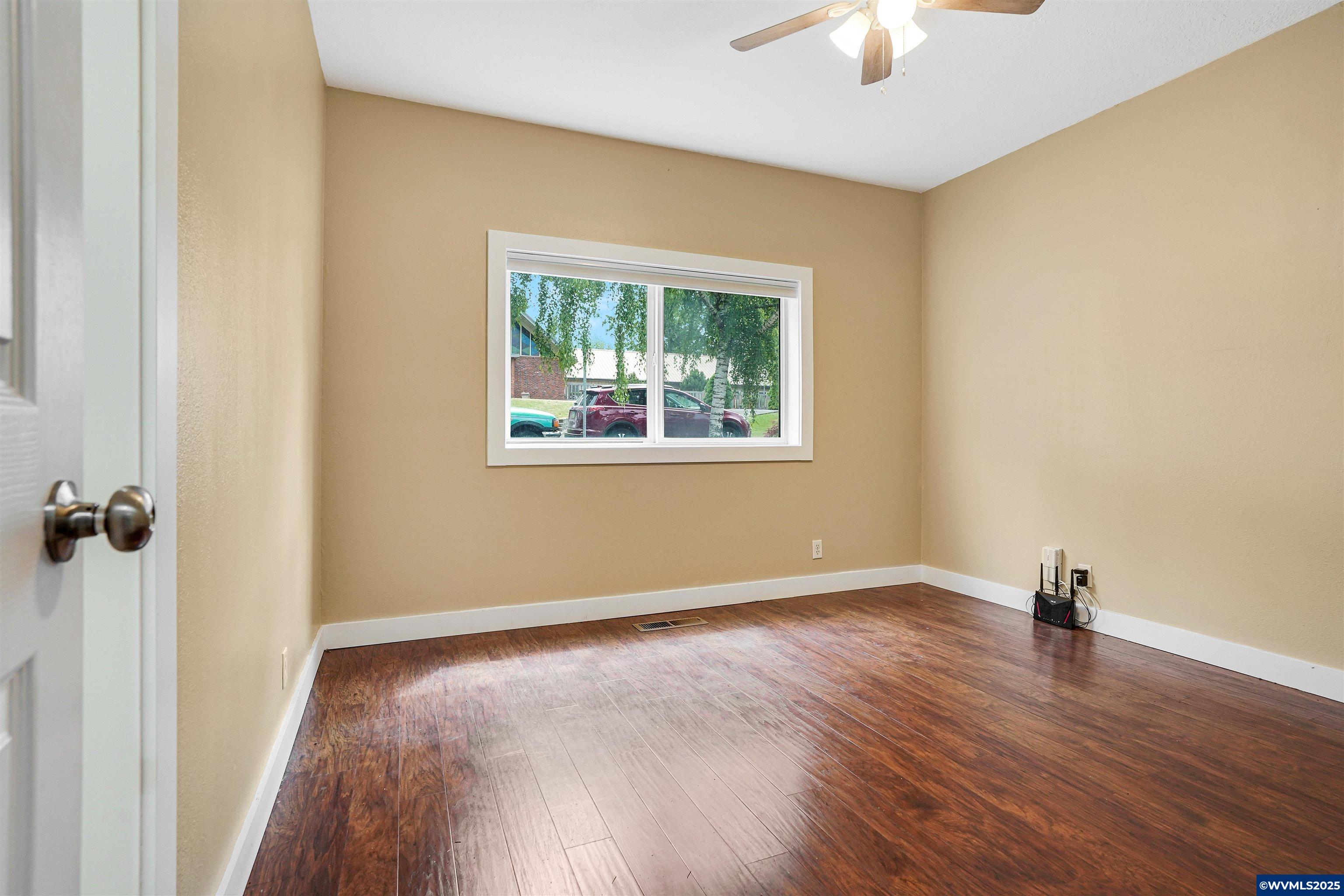 251 Fairview Street Silverton, OR 97381 - Photo 21 of 50