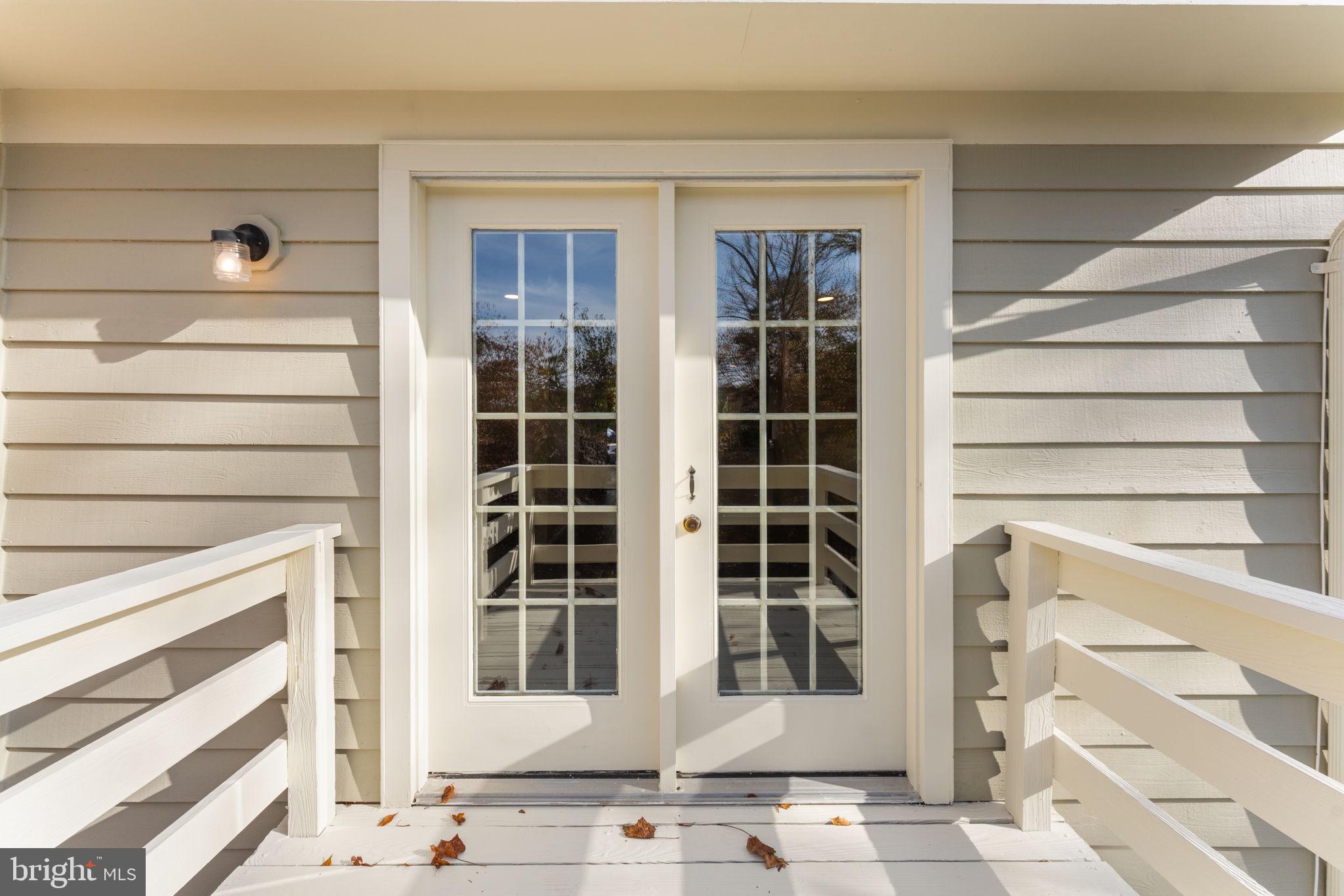 1644 Fieldthorn Drive Reston, VA 20194 - Photo 36 of 43 a view of building with windows