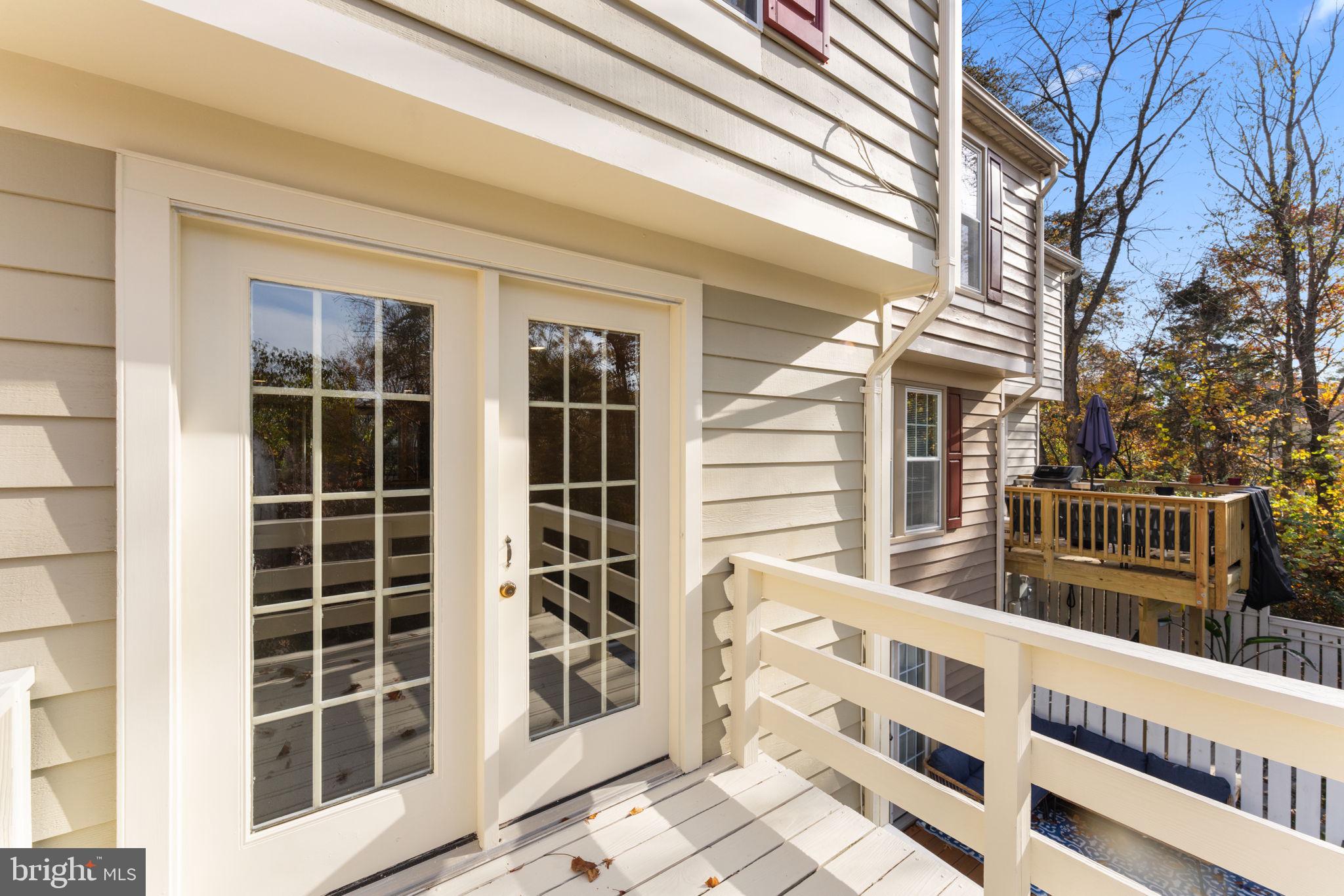 1644 Fieldthorn Drive Reston, VA 20194 - Photo 37 of 43 a view of front door