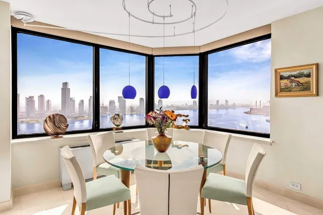 $2,950,000 | 415 East 37th Street, Unit 30AC | Murray Hill