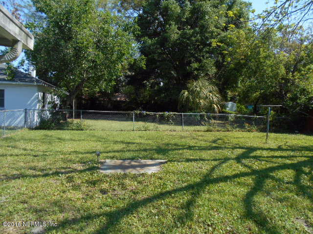 3635 Freeman Road Jacksonville, FL 32207 - Photo 12 of 13 a view of a park