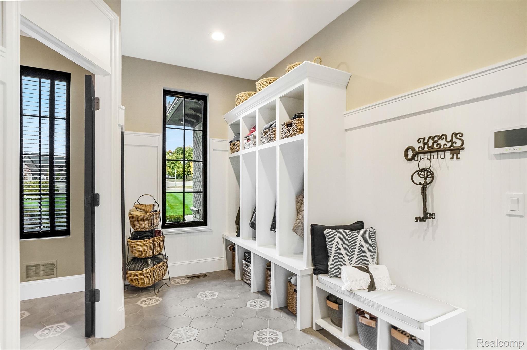 4565 The Hts Boulevard Rochester, MI 48306 - Photo 43 of 98 Gallery Image 43