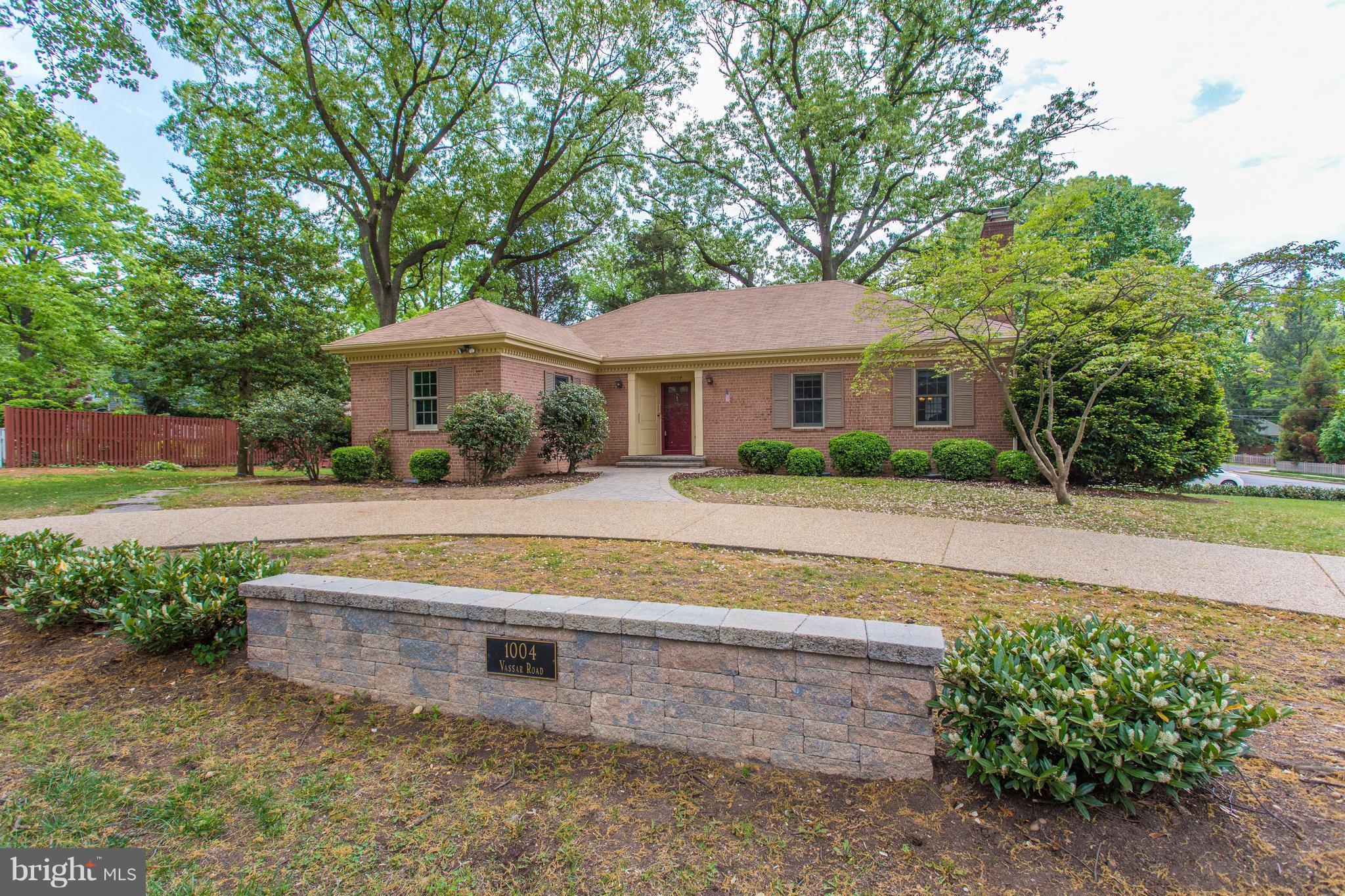 1004 Vassar Road Alexandria, VA 22314 - Photo 1 of 29 Exterior (Front)