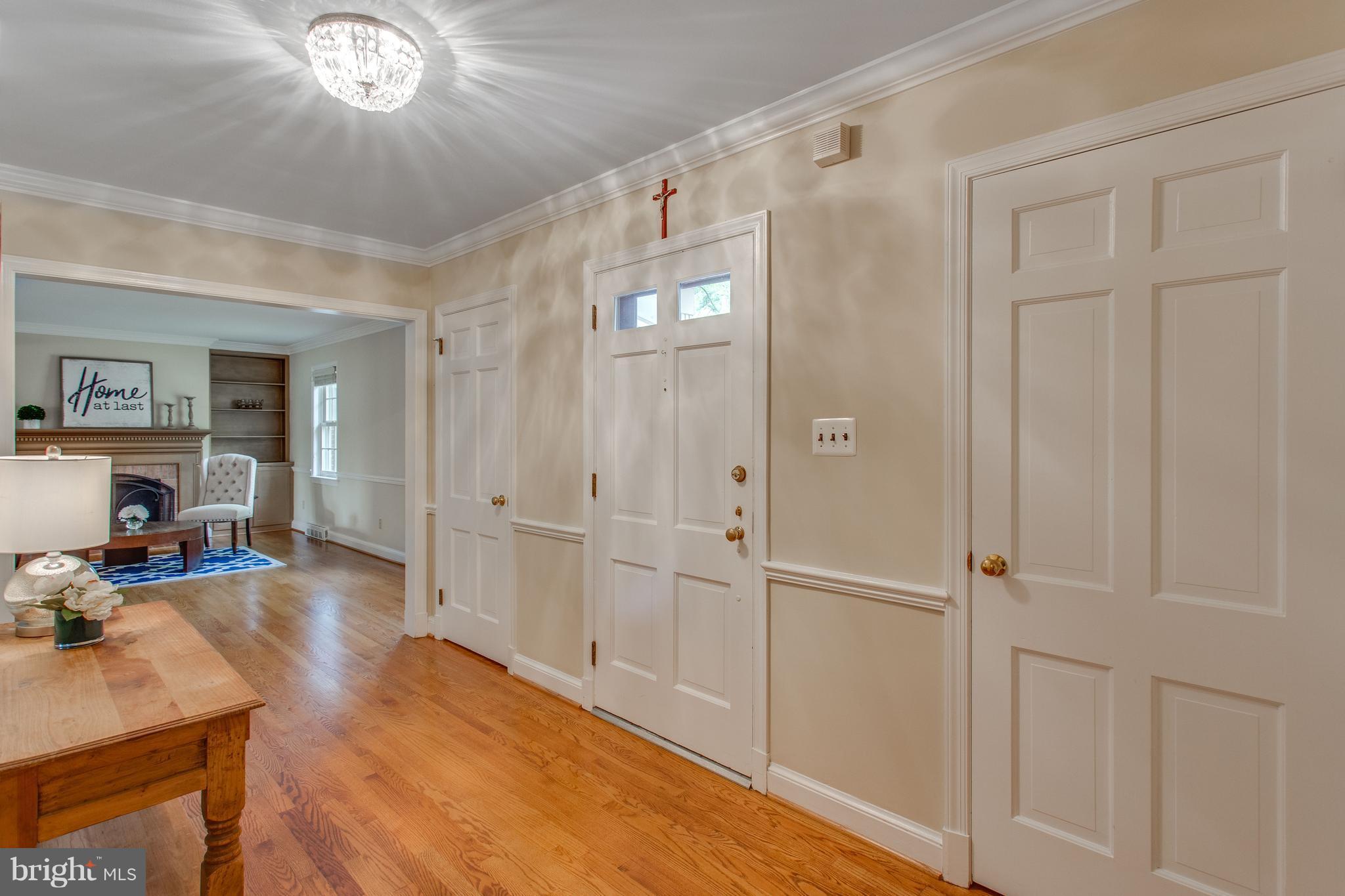 1004 Vassar Road Alexandria, VA 22314 - Photo 4 of 29 Foyer w/ Two Coat Closets