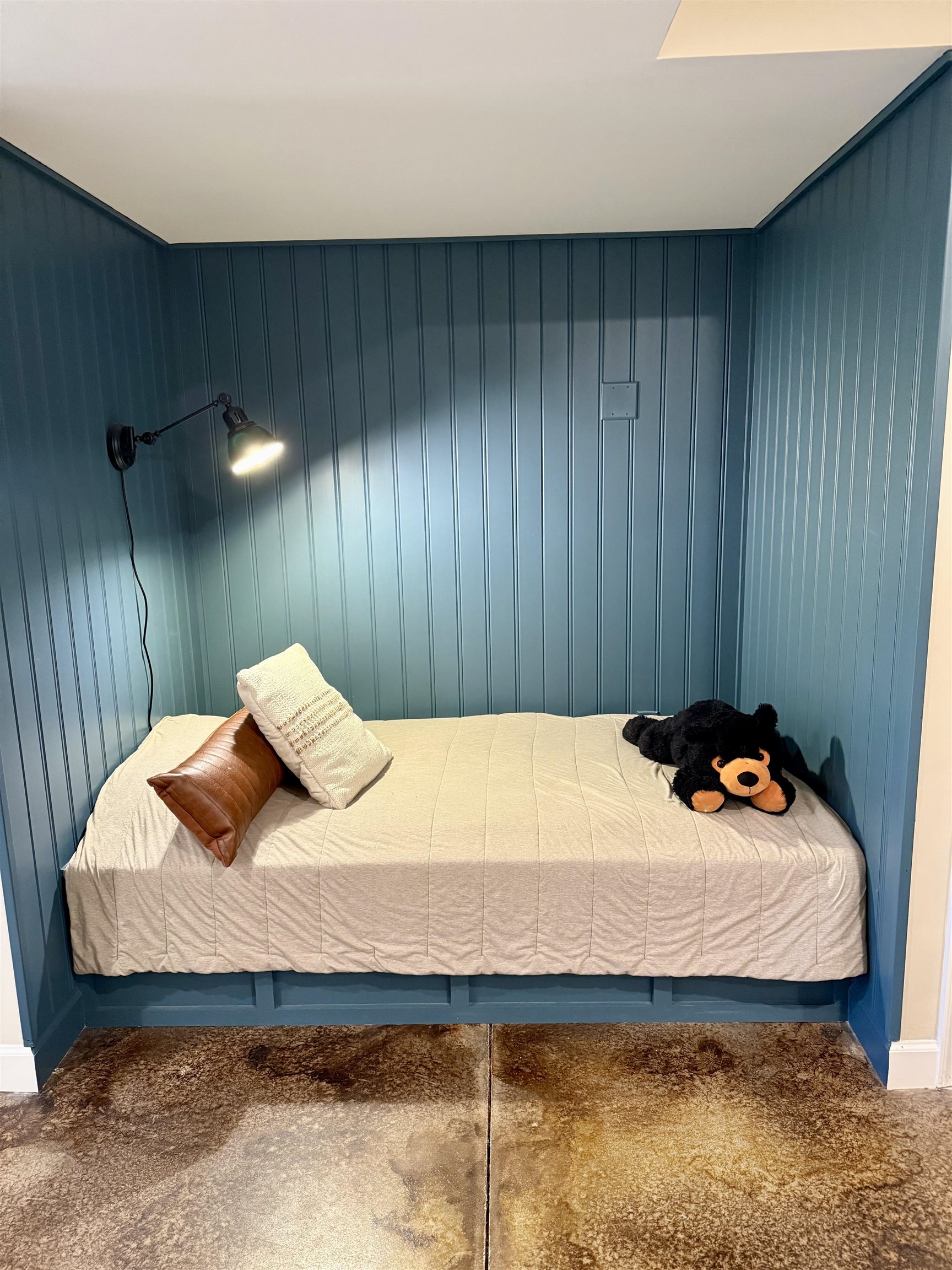 10921 Cook Town Road Bridgewater, VA 22812 - Photo 22 of 33 Builtin