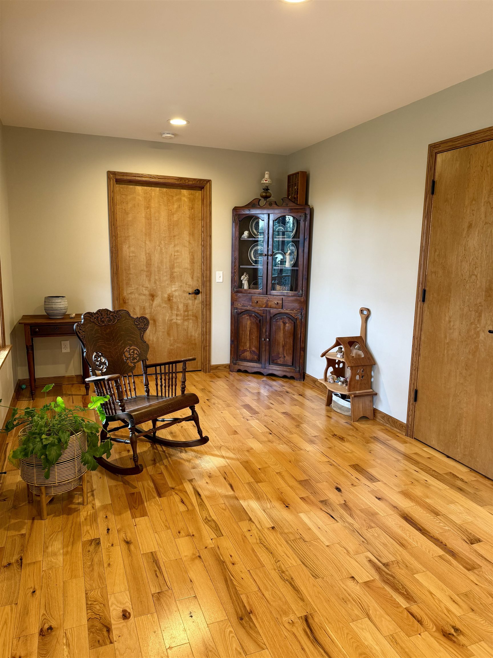 10921 Cook Town Road Bridgewater, VA 22812 - Photo 7 of 33 Front Door Entrance