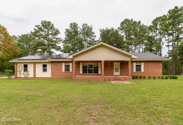 $475,000 | 727 Wrights Creek Road, Caryville, FL 32427