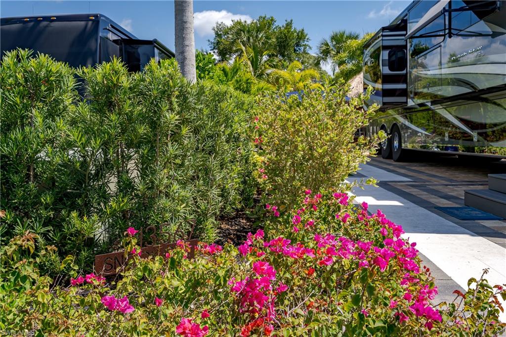 13567 Snook Circle Naples, FL 34114 - Photo 18 of 32