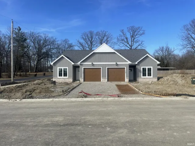 $234,900 | 1095 Emilee Court, Fort Wayne, IN 46825