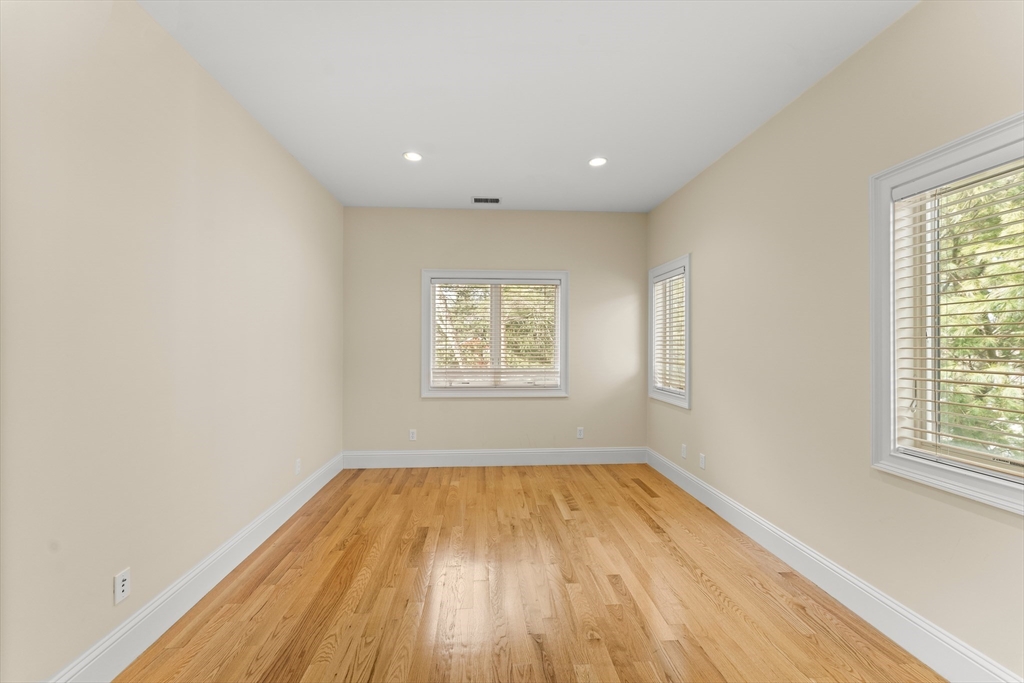 74 Evelyn Road Needham, MA 02494 - Photo 32 of 42