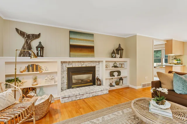 $3,200 | 25 Embassy Lane, Yarmouth Port, MA 02675