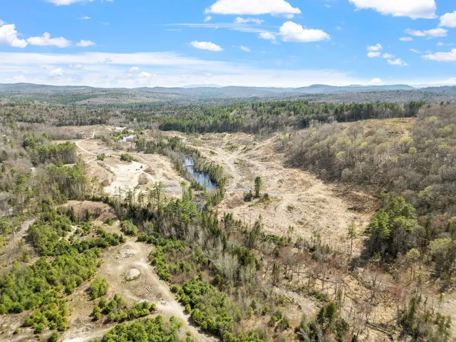 $749,999 | Bog Road, Grantham, NH 03753