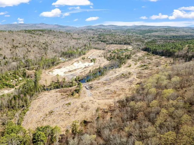 $749,999 | Bog Road, Grantham, NH 03753