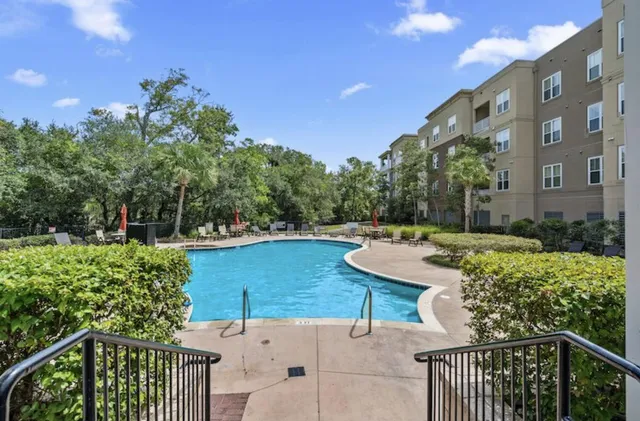 $659,000 | 200 River Landing Drive, Unit B 403, Charleston, SC 29492