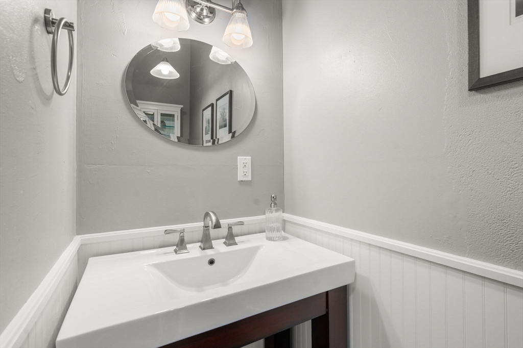 145 Dexter Lane Rochester, MA 02770 - Photo 28 of 42 Gallery Image 28