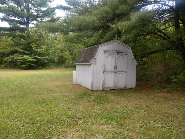 $319,900 | 8653 East Remus Road, Mount Pleasant, MI 48858