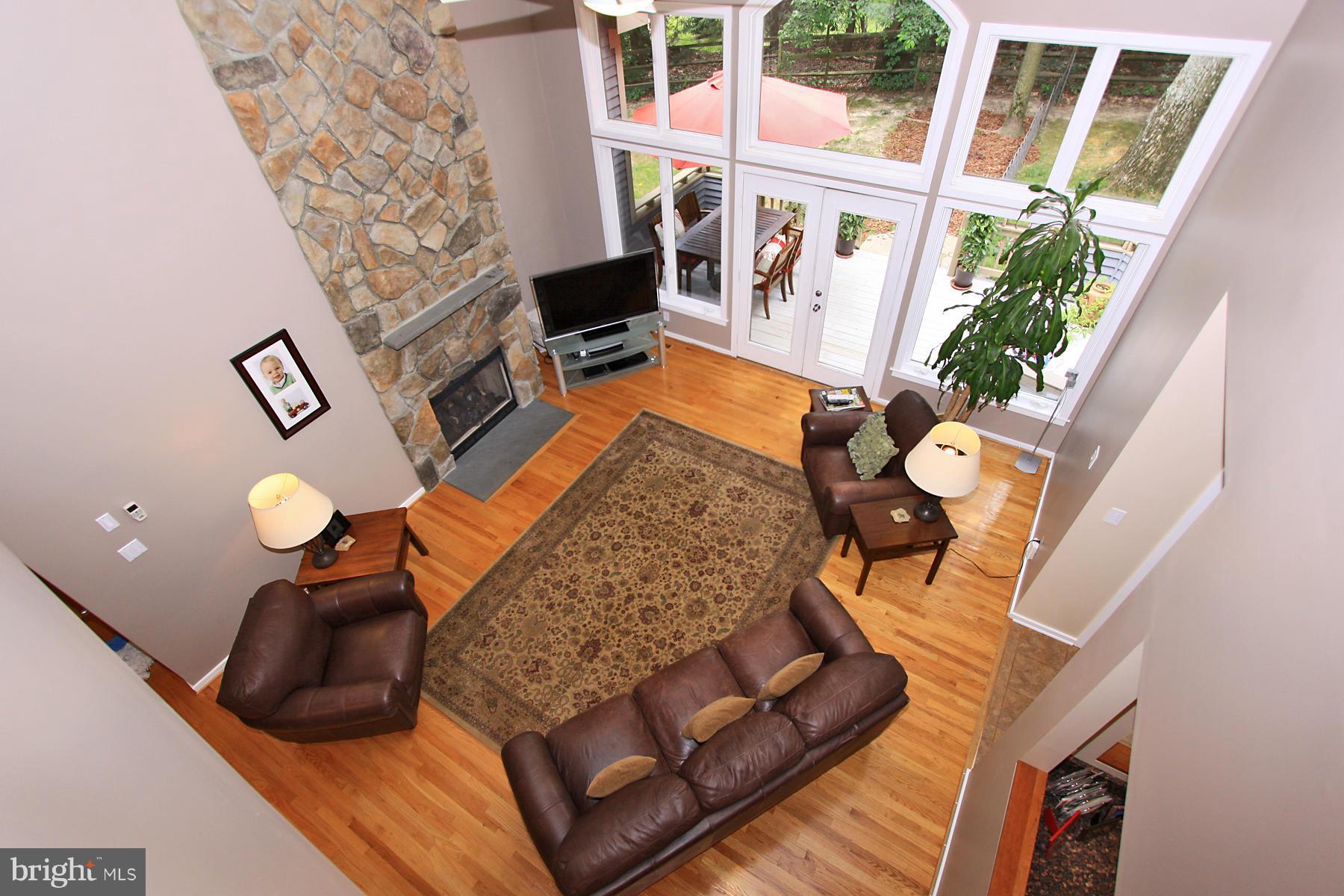 11325 Woodbrook Lane Reston, VA 20194 - Photo 11 of 30 Family Room
