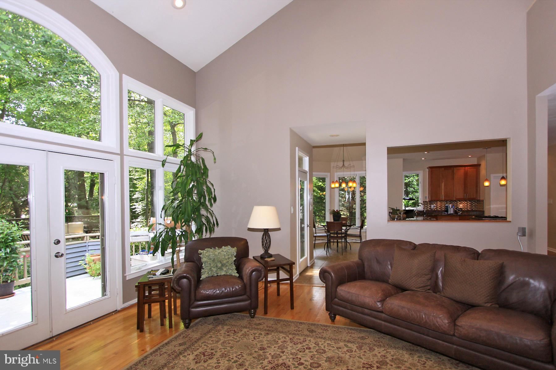 11325 Woodbrook Lane Reston, VA 20194 - Photo 13 of 30 Family Room