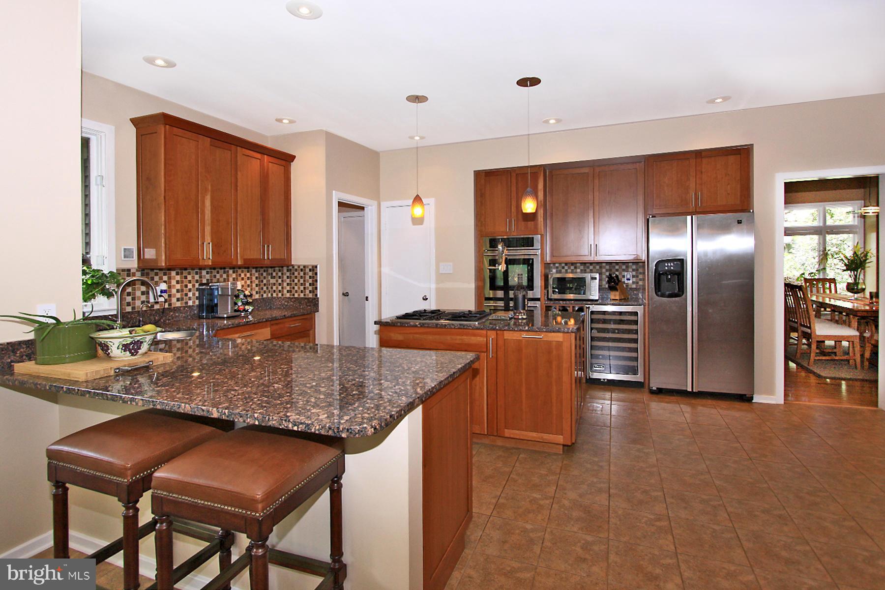 11325 Woodbrook Lane Reston, VA 20194 - Photo 17 of 30 Kitchen