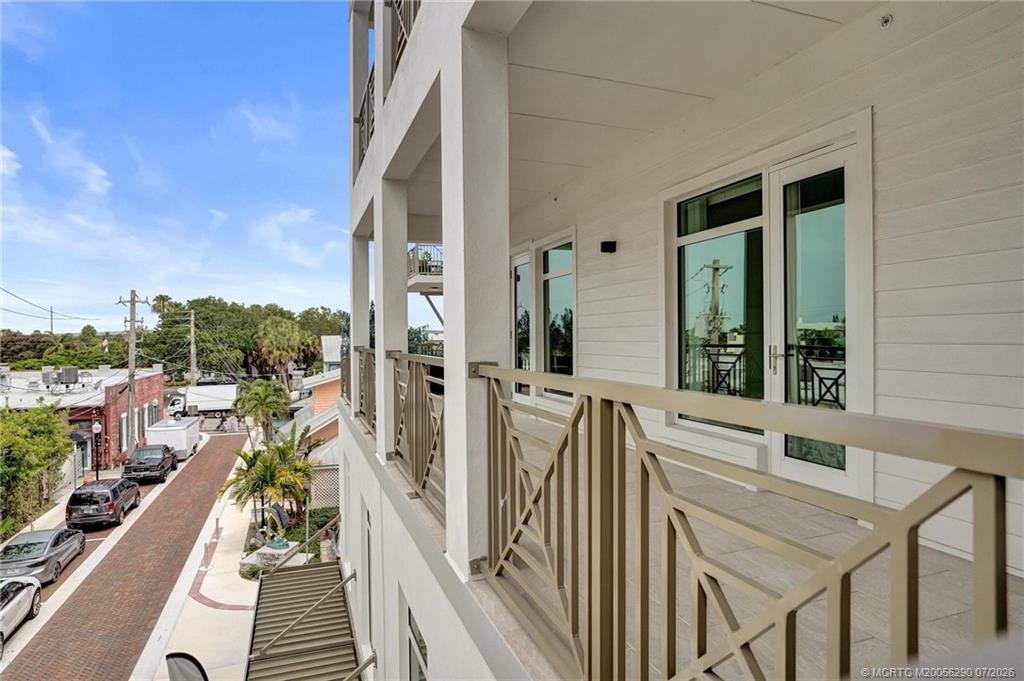41 Southwest Seminole Street, Unit 310 Stuart, FL 34994 - Photo 33 of 68