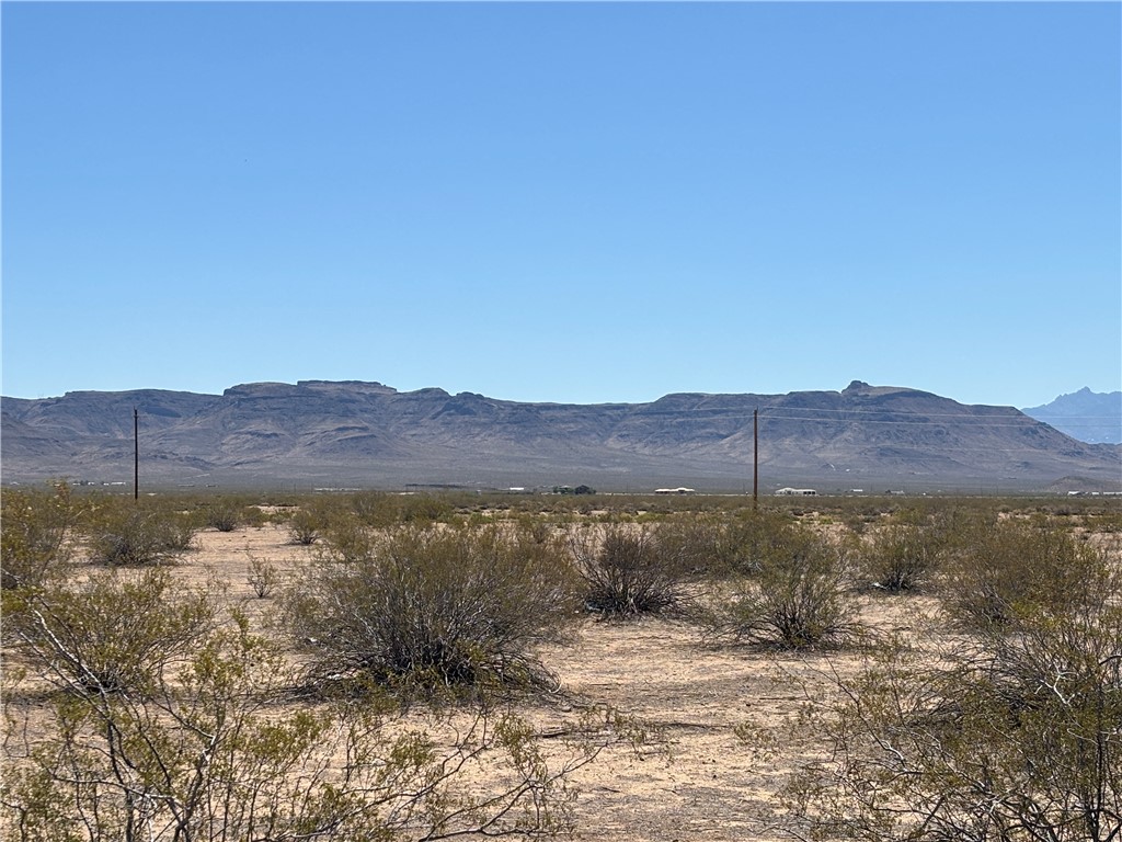 306-34-010d South Adobe Road Golden Valley, AZ 86413 - Photo 4 of 16 Gallery Image 4