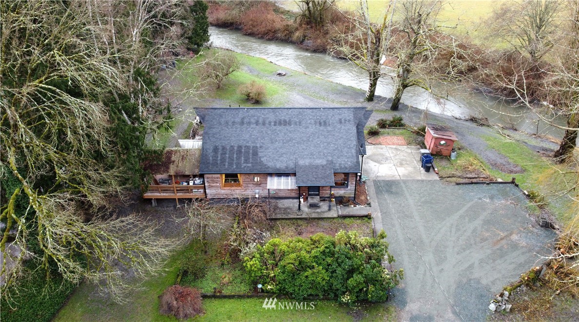 21026 Grip Road Sedro-Woolley, WA 98284 - Photo 2 of 40 Gallery Image 2