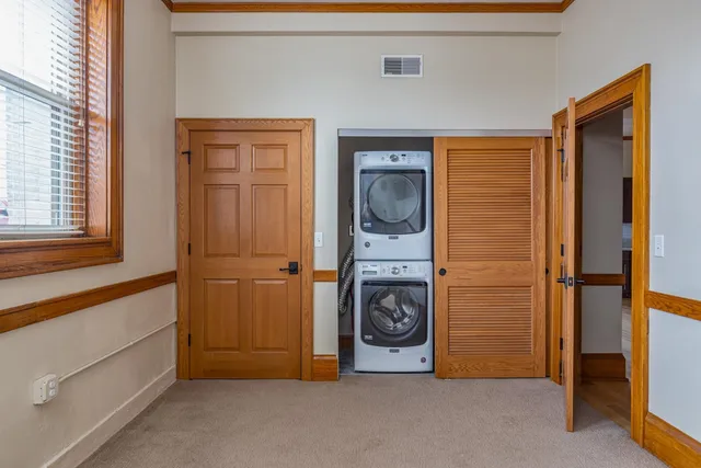 $199,900 | 105 Washington Avenue, Unit 2, Oshkosh, WI 54901