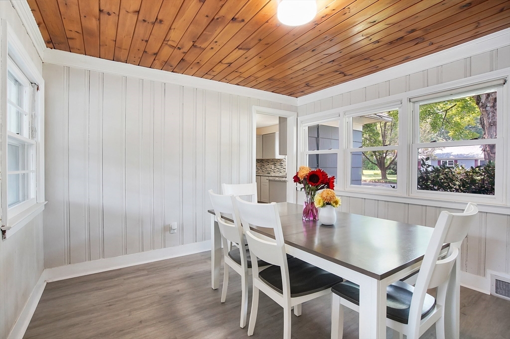 67 Jeffrey Road Springfield, MA 01119 - Photo 25 of 28 a dining room with furniture and window