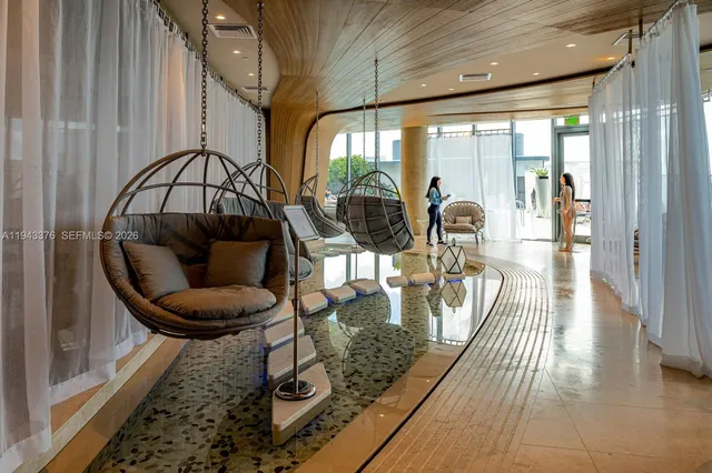 $5,000 | 1000 Brickell Plaza, Unit 1806, Miami, FL 33131