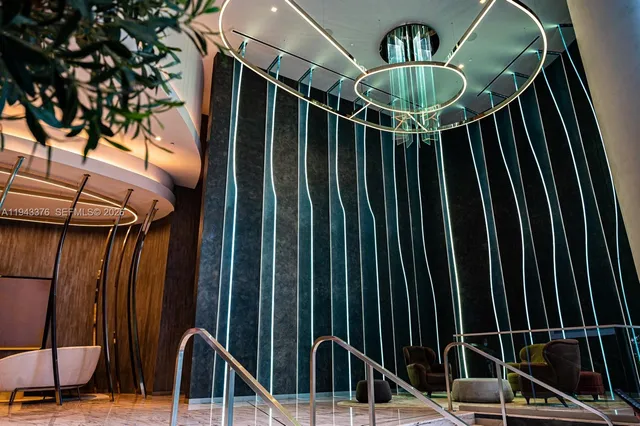 $5,000 | 1000 Brickell Plaza, Unit 1806, Miami, FL 33131