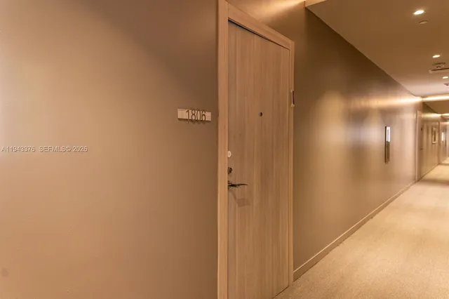 $5,000 | 1000 Brickell Plaza, Unit 1806, Miami, FL 33131