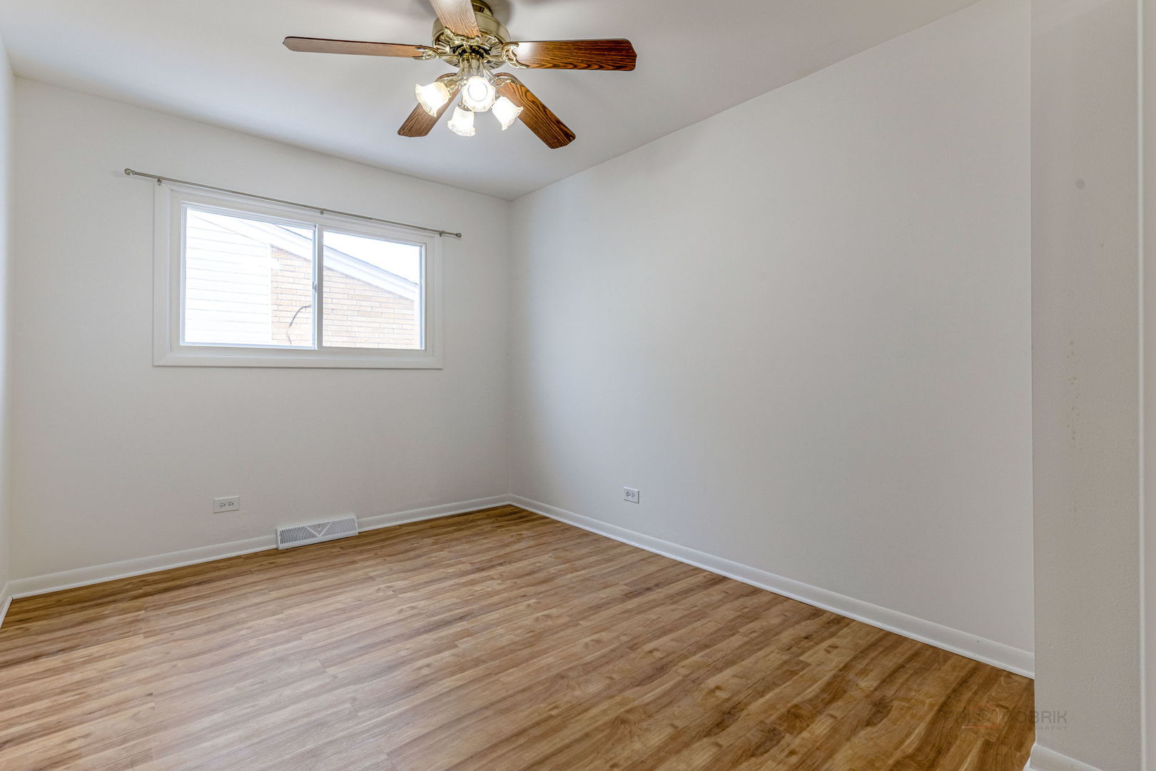 9260 Dee Road Des Plaines, IL 60016 - Photo 21 of 34