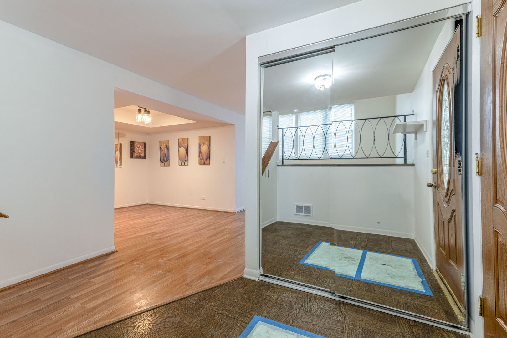 9260 Dee Road Des Plaines, IL 60016 - Photo 7 of 34