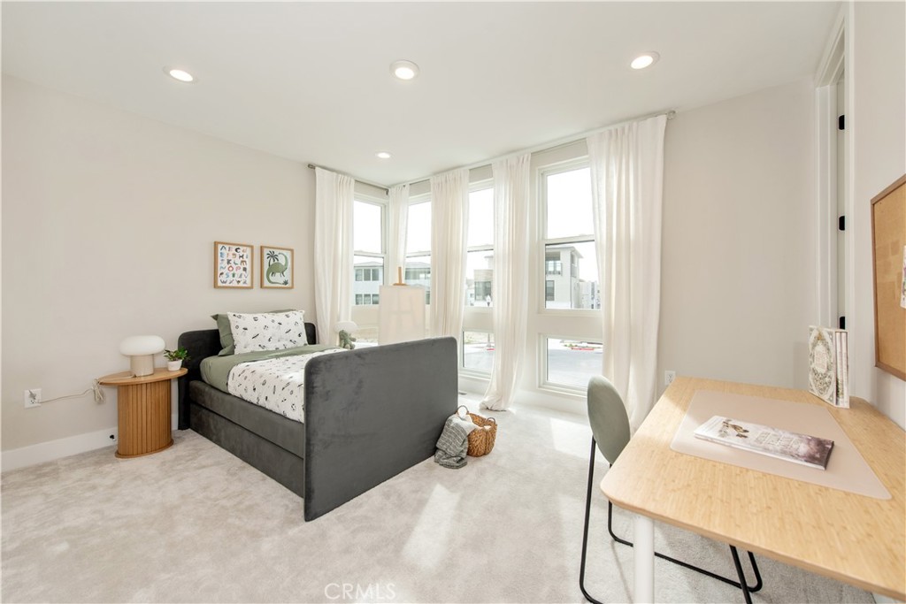 216 Stage Irvine, CA 92618 - Photo 11 of 40