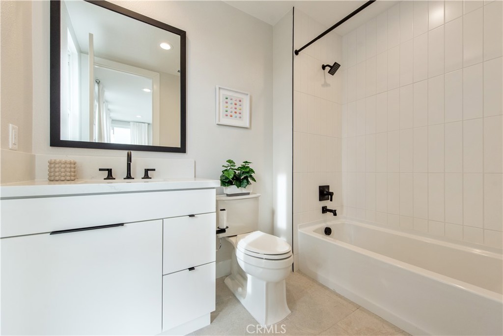 216 Stage Irvine, CA 92618 - Photo 12 of 40