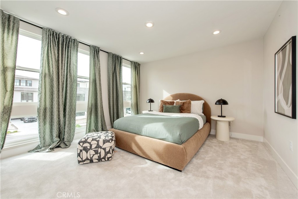 216 Stage Irvine, CA 92618 - Photo 13 of 40