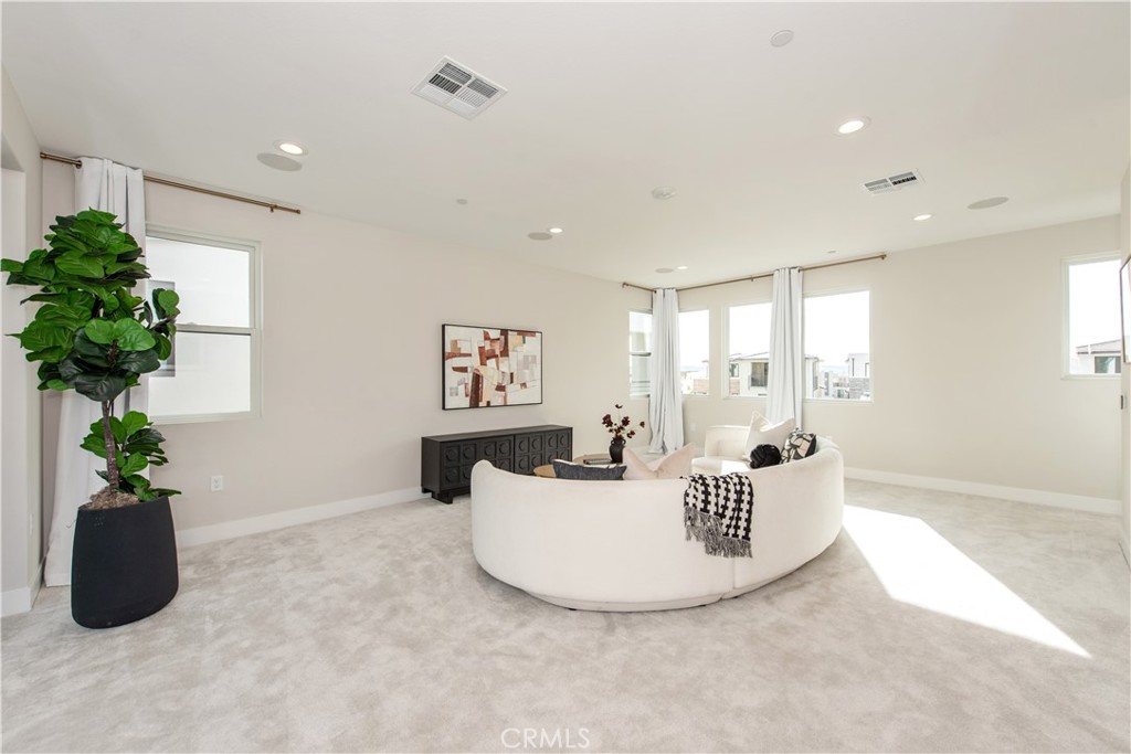 216 Stage Irvine, CA 92618 - Photo 22 of 40