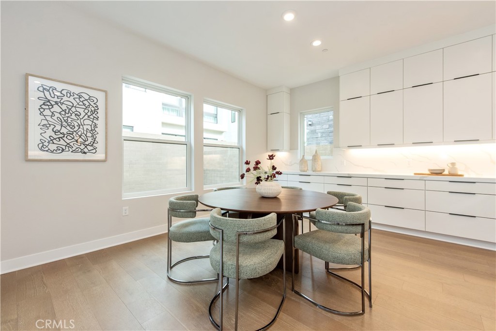 216 Stage Irvine, CA 92618 - Photo 8 of 40