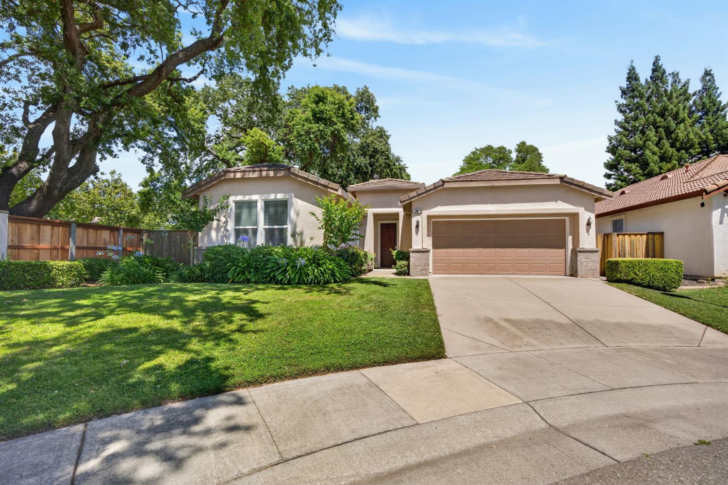 34 Riverscape Court Sacramento, CA 95833 - Photo 2 of 61