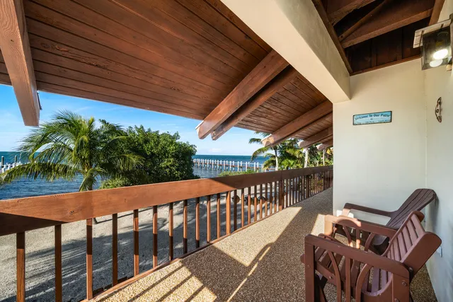 $4,900,000 | 115 Windy Point Circle, Marathon, FL 33050