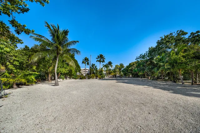 $4,900,000 | 115 Windy Point Circle, Marathon, FL 33050